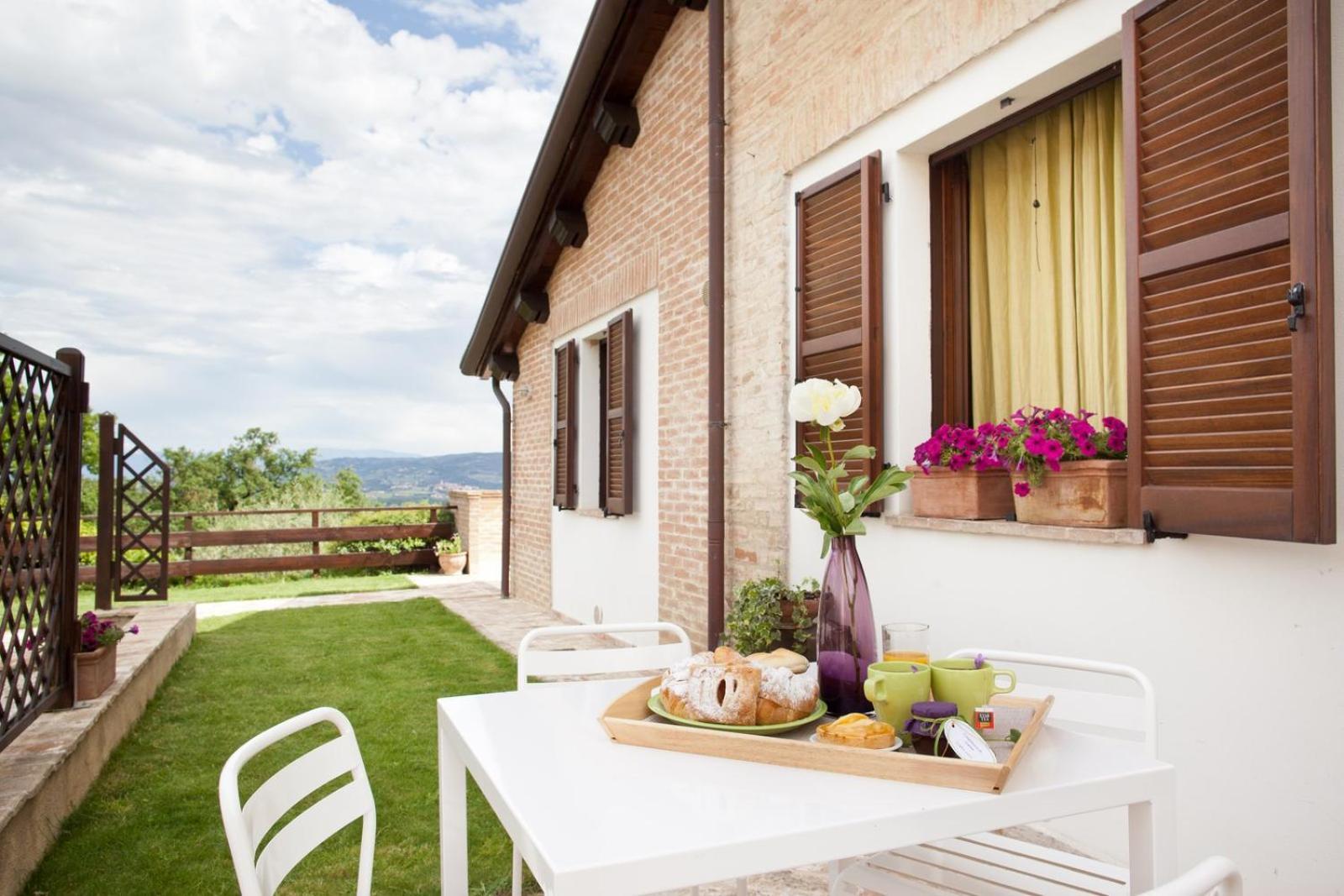 Agriturismo Il Vecchio Mandorlo Perugia Habitación foto