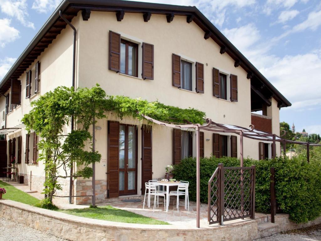 Agriturismo Il Vecchio Mandorlo Perugia Habitación foto
